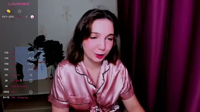 Snapshot of KindHazelHere_ chatting on 03-22-25, 08:15 KindHazelHere online show from 03-22-25, 08:15