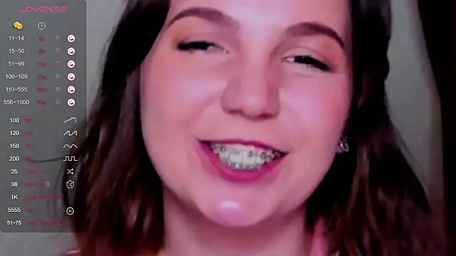 Snapshot of KindHazelHere_ chatting on 03-22-25, 11:20 KindHazelHere online show from 03-22-25, 11:20