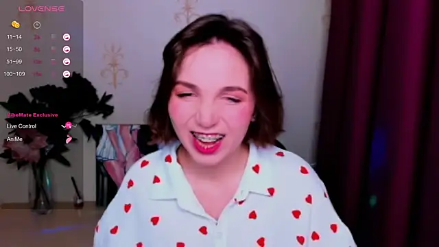 Snapshot of KindHazelHere_ chatting on 10-10-25, 08:13 KindHazelHere online show from 10-10-25, 08:13