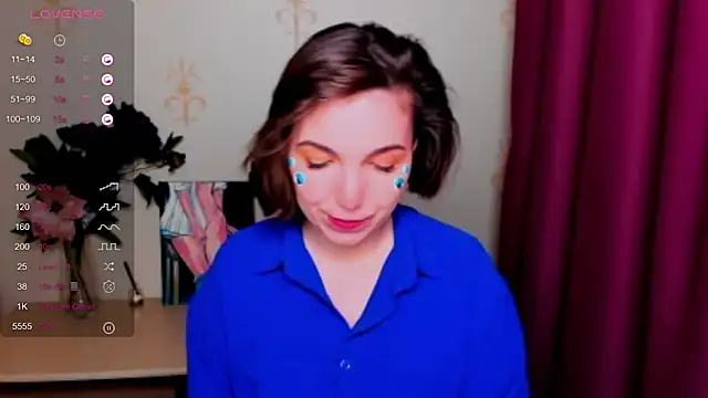 Snapshot of KindHazelHere_ chatting on 10-12-25, 09:19 KindHazelHere online show from 10-12-25, 09:19