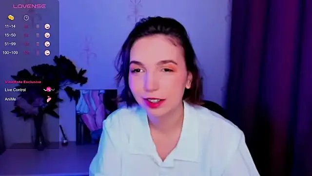 Snapshot of KindHazelHere_ chatting on 10-13-25, 09:31 KindHazelHere online show from 10-13-25, 09:31