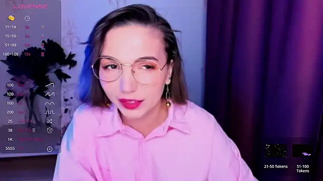 Snapshot of KindHazelHere_ chatting on 11-07-25, 08:14 KindHazelHere online show from 11-07-25, 08:14