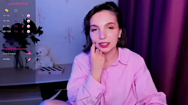 Snapshot of KindHazelHere_ chatting on 11-13-25, 12:20 KindHazelHere online show from 11-13-25, 12:20