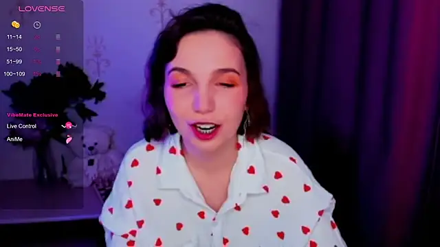 Snapshot of KindHazelHere_ chatting on 11-22-25, 07:13 KindHazelHere online show from 11-22-25, 07:13