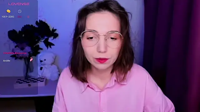 KindHazelHere  online show from 04-13-26, 12:43