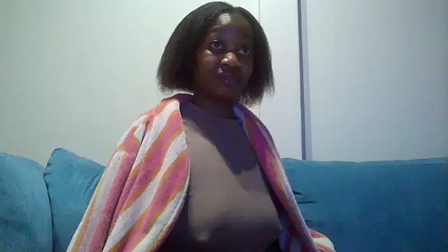 Snapshot of Hardnipples8 chatting on 06-11-26, 10:41 Hardnipples8 online show from 06-11-26, 10:41