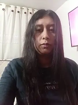 Giuliana90 online show from 04-07-26, 02:01