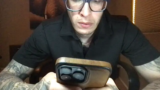 Bwcjoshbanks online show from 04-12-26, 05:29