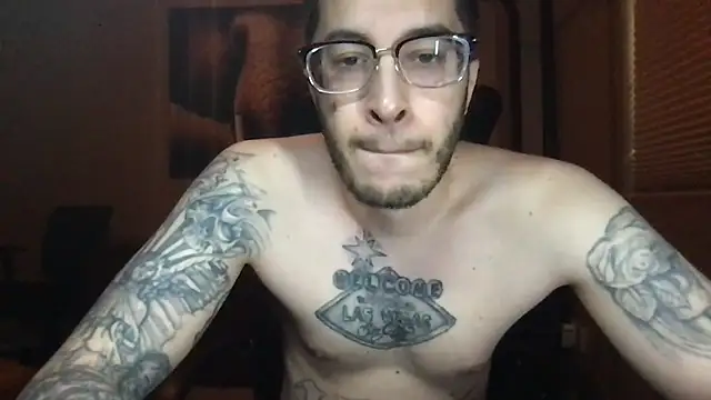 Snapshot of Bwcjoshbanks chatting on 05-08-26, 12:10 Bwcjoshbanks online show from 05-08-26, 12:10