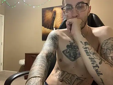 Snapshot of Bwcjoshbanks chatting on 07-17-26, 12:23 Bwcjoshbanks online show from 07-17-26, 12:23