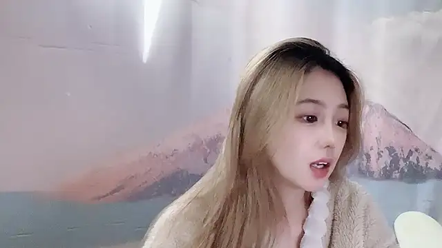 Snapshot of Eden-top chatting on 12-26-24, 01:51 Eden-top online show from 12-26-24, 01:51