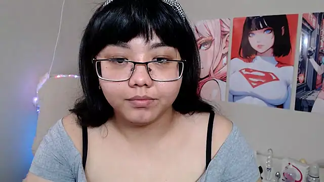 Snapshot of Moertomlly chatting on 02-07-25, 07:07 Moertomlly online show from 02-07-25, 07:07