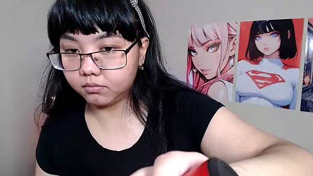 Snapshot of Moertomlly chatting on 02-08-25, 06:43 Moertomlly online show from 02-08-25, 06:43