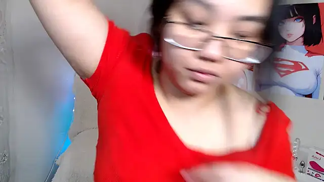 Snapshot of Moertomlly chatting on 02-20-25, 03:12 Moertomlly online show from 02-20-25, 03:12