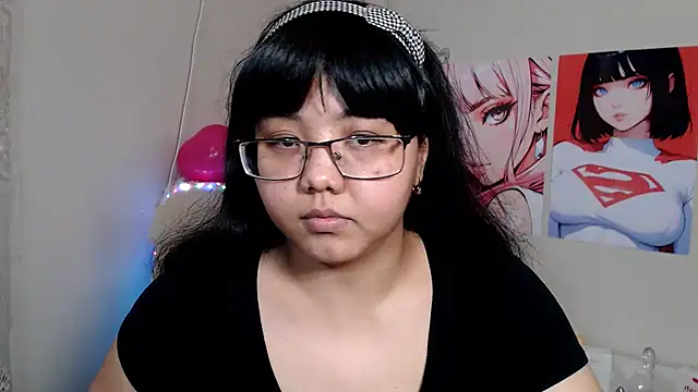 Snapshot of Moertomlly chatting on 02-28-25, 09:47 Moertomlly online show from 02-28-25, 09:47