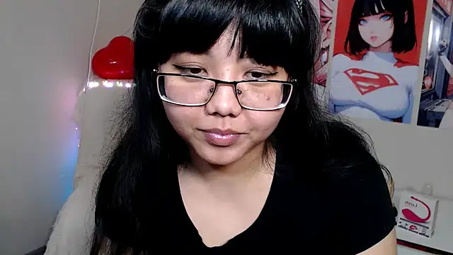 Snapshot of Moertomlly chatting on 03-11-25, 09:34 Moertomlly online show from 03-11-25, 09:34