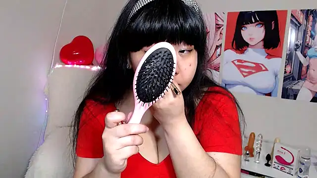 Snapshot of Moertomlly chatting on 03-13-25, 03:11 Moertomlly online show from 03-13-25, 03:11