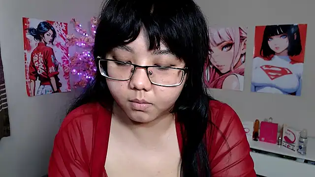 Snapshot of Moertomlly chatting on 09-22-25, 04:36 Moertomlly online show from 09-22-25, 04:36