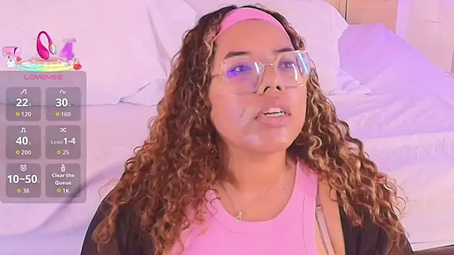  nickypurple  online show from 12-18-25, 07:09