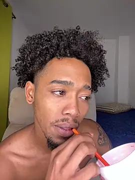 matatanlove online show from 11-20-25, 04:01