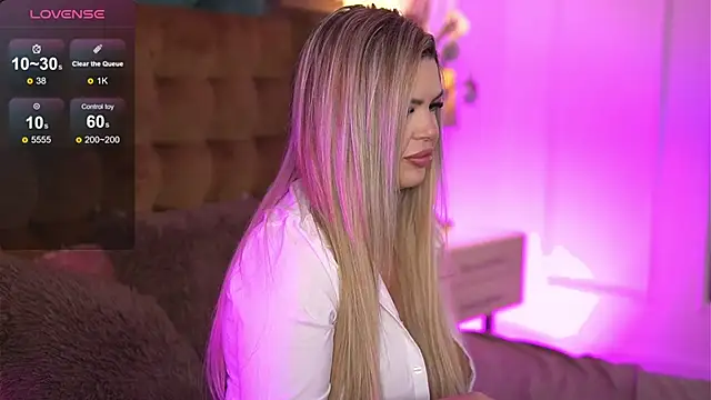 SophieBoobsX online show from 02-12-25, 06:29