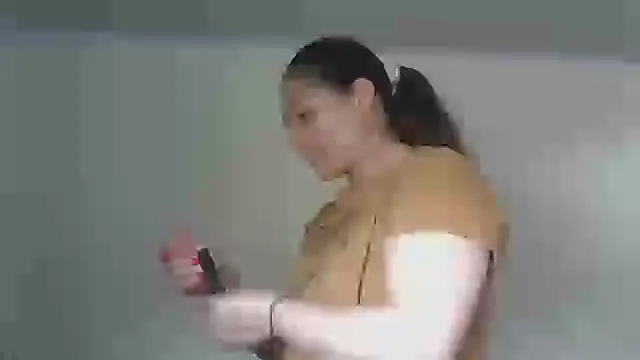 Snapshot of ruby-milf1 chatting on 10-31-25, 06:31 ruby-milf1 online show from 10-31-25, 06:31