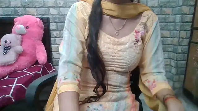 Snapshot of Sexy_iknoor chatting on 09-28-25, 04:40 Sexy iknoor online show from 09-28-25, 04:40