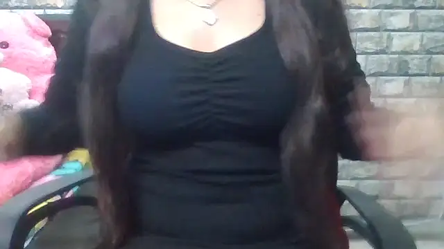 Snapshot of Sexy_iknoor chatting on 11-02-25, 04:26 Sexy iknoor online show from 11-02-25, 04:26