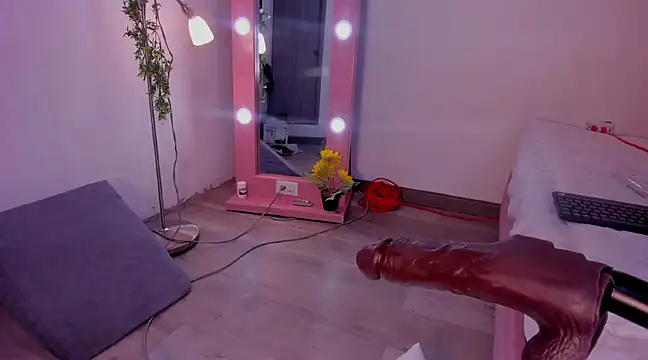 isa red hair online show from 12-21-24, 03:25