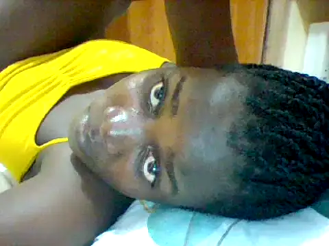 Snapshot of Alessandrajenna chatting on 02-13-25, 08:03 Alessandrajenna online show from 02-13-25, 08:03