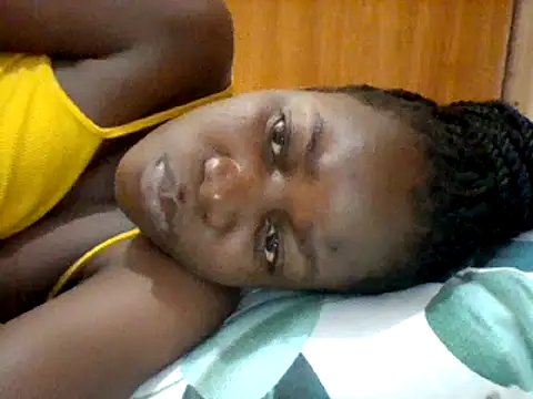 Snapshot of Alessandrajenna chatting on 02-15-25, 09:05 Alessandrajenna online show from 02-15-25, 09:05