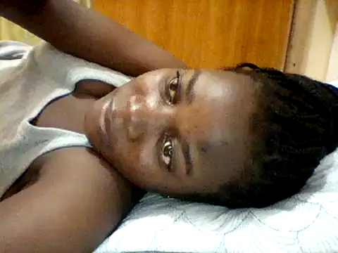 Snapshot of Alessandrajenna chatting on 03-17-25, 01:29 Alessandrajenna online show from 03-17-25, 01:29