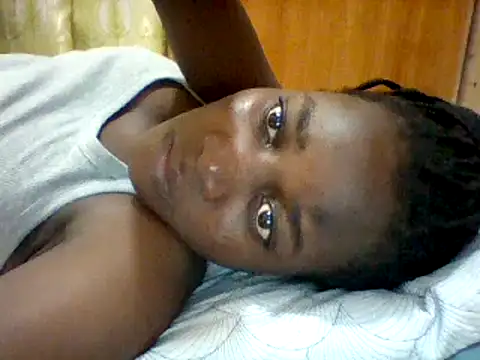 Snapshot of Alessandrajenna chatting on 03-20-25, 01:15 Alessandrajenna online show from 03-20-25, 01:15