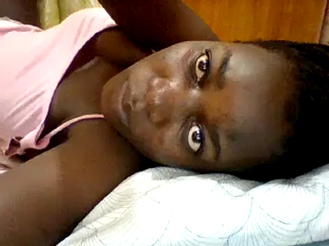 Snapshot of Alessandrajenna chatting on 03-22-25, 08:08 Alessandrajenna online show from 03-22-25, 08:08