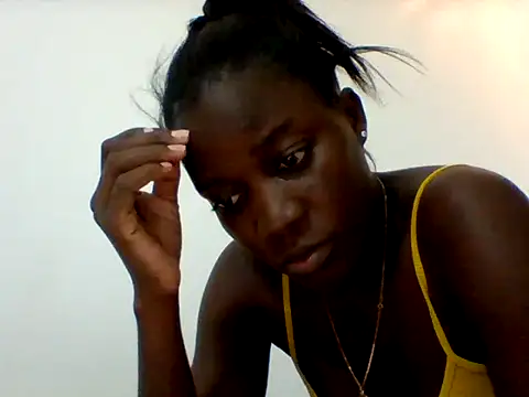 Snapshot of Alessandrajenna chatting on 02-14-26, 06:37 Alessandrajenna online show from 02-14-26, 06:37