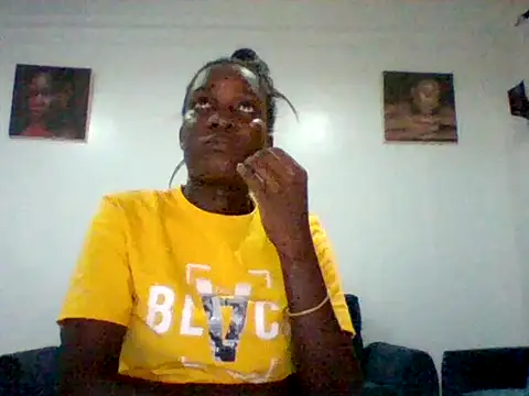 Snapshot of Alessandrajenna chatting on 03-10-26, 04:23 Alessandrajenna online show from 03-10-26, 04:23