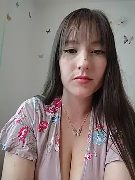 Snapshot of Belly_Rosse chatting on 07-15-26, 06:57 Belly Rosse online show from 07-15-26, 06:57