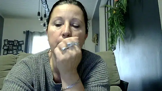 feline27 online show from 01-17-26, 02:00