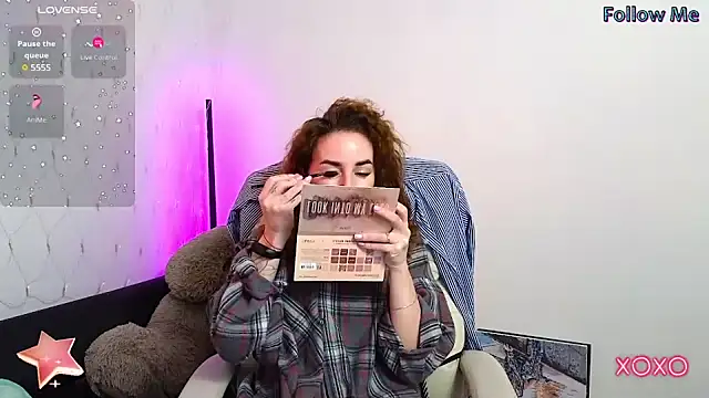 xx adrihanna xx online show from 01-17-25, 06:26