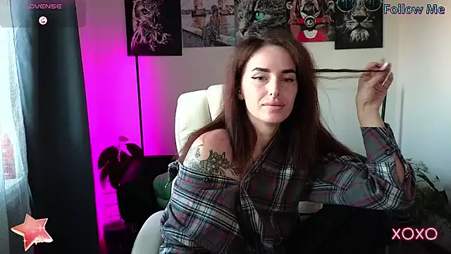 xx adrihanna xx online show from 02-12-25, 02:10