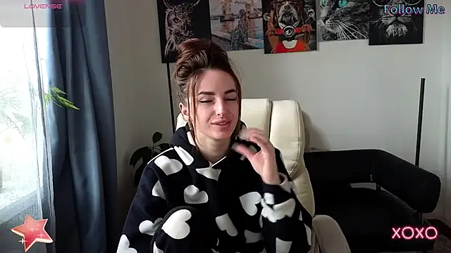 xx adrihanna xx online show from 03-15-25, 07:53