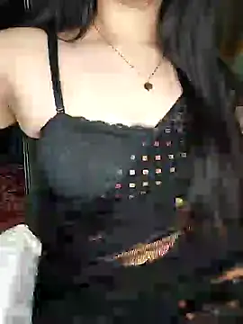 Snapshot of Sima--Roy chatting on 12-17-24, 06:09 Sima--Roy online show from 12-17-24, 06:09