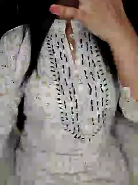 Snapshot of Sima--Roy chatting on 12-31-24, 06:35 Sima--Roy online show from 12-31-24, 06:35