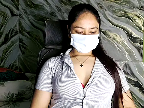 Snapshot of Sima--Roy chatting on 09-21-25, 05:14 Sima--Roy online show from 09-21-25, 05:14