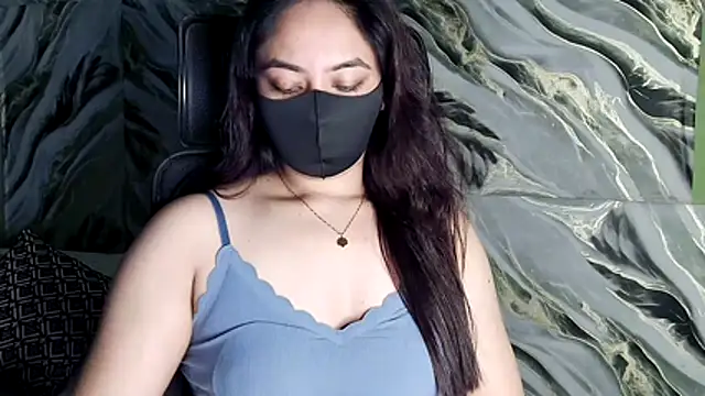 Snapshot of Sima--Roy chatting on 11-17-25, 05:52 Sima--Roy online show from 11-17-25, 05:52