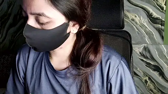 Snapshot of Sima--Roy chatting on 12-05-25, 06:48 Sima--Roy online show from 12-05-25, 06:48