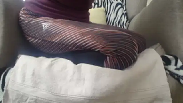 Snapshot of Web_Lady chatting on 12-04-25, 05:39 Web Lady online show from 12-04-25, 05:39