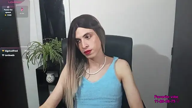 Snapshot of Norehg chatting on 02-06-26, 03:15 Norehg online show from 02-06-26, 03:15