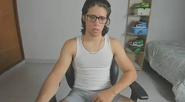 imtonny19 online show from 02-25-25, 12:14