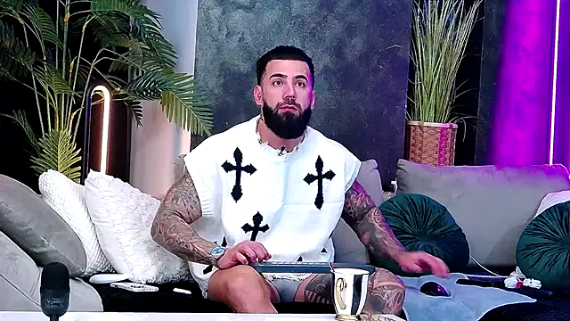 masterkingofmusclee online show from 12-02-25, 09:32